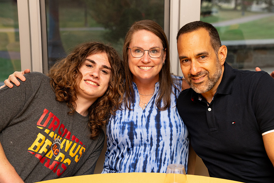 On Family Weekend, Hillel sponsored a shabbat service for students and their visiting families.