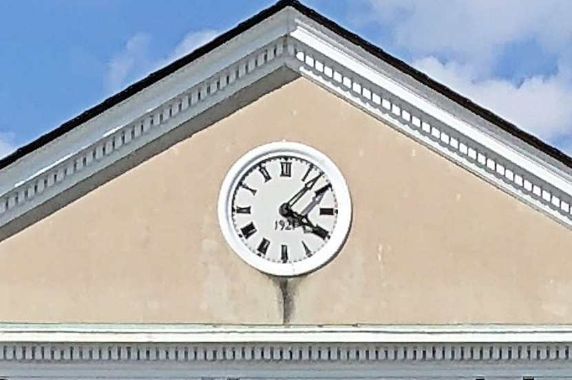 Alumni Memorial Clock at the Berman Museum of Art