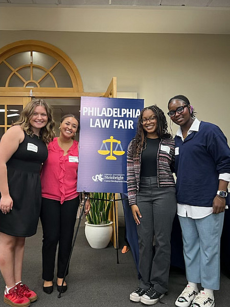 Start exploring on day one! Pre-Law Co-President Emily Thomas '25 attends the Drexel Law School Fair along with UC first-year students Gr...