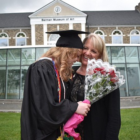 Kelsey Gavin and her mom.