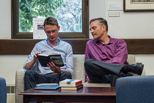Trey Dykeman '25 and Dr. Kelly Sorensen do research during the 2024 Summer Fellows Program