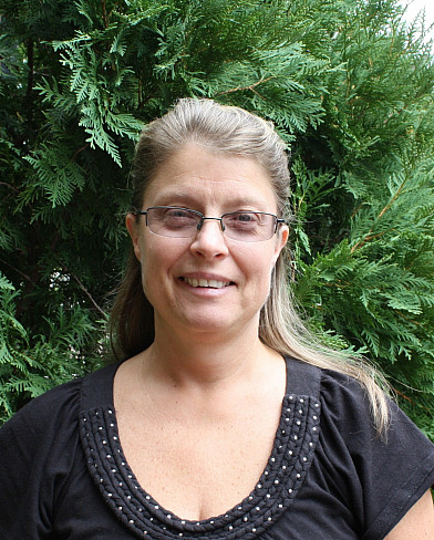 Photo of Lori Scharneck