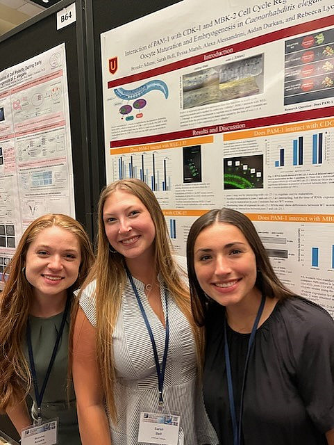 Brooke Adams '24, Sarah Bell '24, Ilyssa Marsh '24