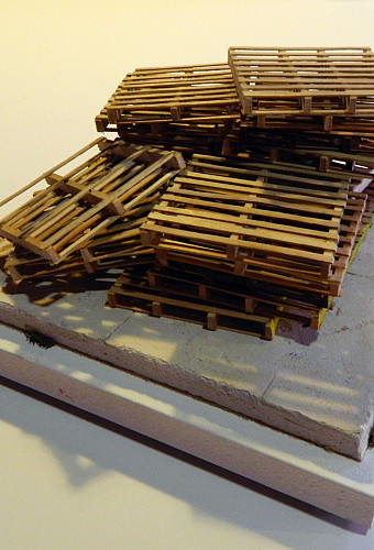 Drew Leshko.18 Pallets, 2012. Courtesy of the artist.