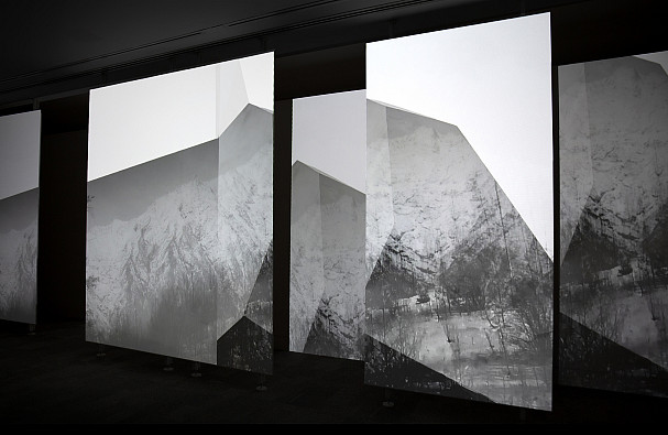 Shannon Collis, Strata, 2021.
