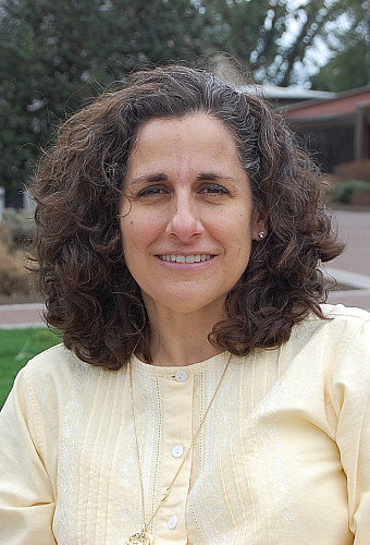 Lisa Grossbauer posing outside on the Ursinus campus