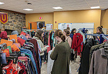 Participants shopping at a BearShare event.