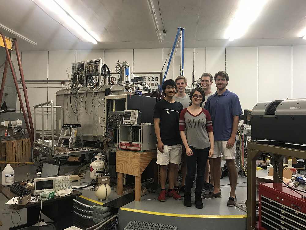 Jessica Nebel-Crosson (UC '21) and collaborators in front of the Enge split-pole spectrograph (SPS) at the Fox Superconducting Linear Acc...