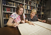 Summer Fellow Lindsay Doyle with English Professor Rebecca Jaroff.