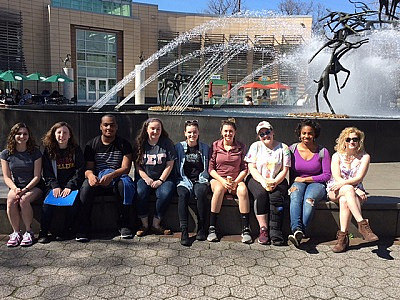Group of students spending time at the Philadelphia Zoo to collect data techniques.