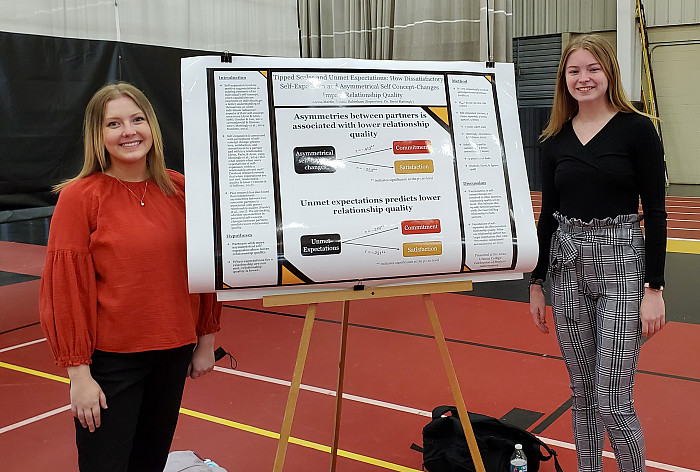 Natalie Rubinkam & Alyssa Martin Poster Presentation