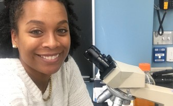 Simara Price teaches Biology and the African Diaspora in America.