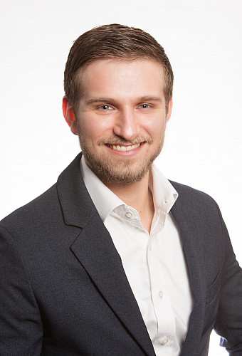 Dan DeHelian