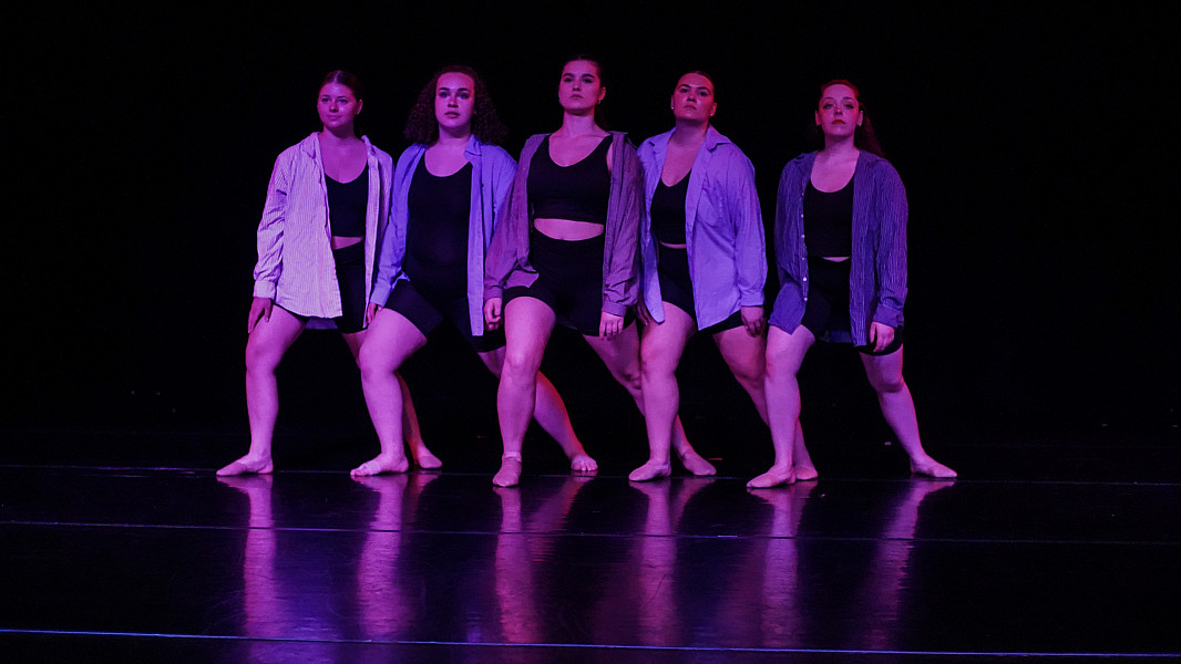 Escape Velocity Showcase - Photos taken by  Elliot Schott (@schott.media).