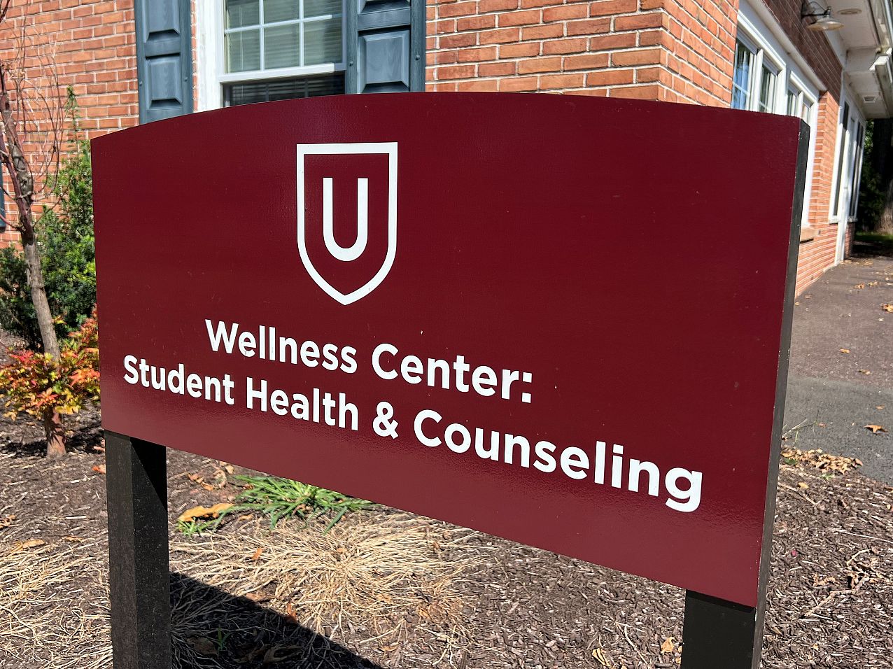 wellness center sign