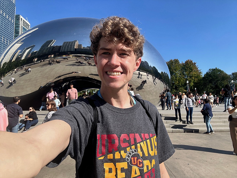Tyler Moyer '26 chemistry and neuroscience double major traveled to Chicago to attend Neuroscience 2024! Tyler was named an Andrews fello...