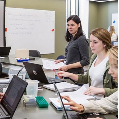 Dr. Round teaching research course