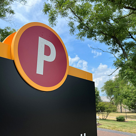 Parking P image