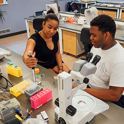 Through FUTURE program, summer research opportunities allow new science and mathematics students to work closely with advanced students a...