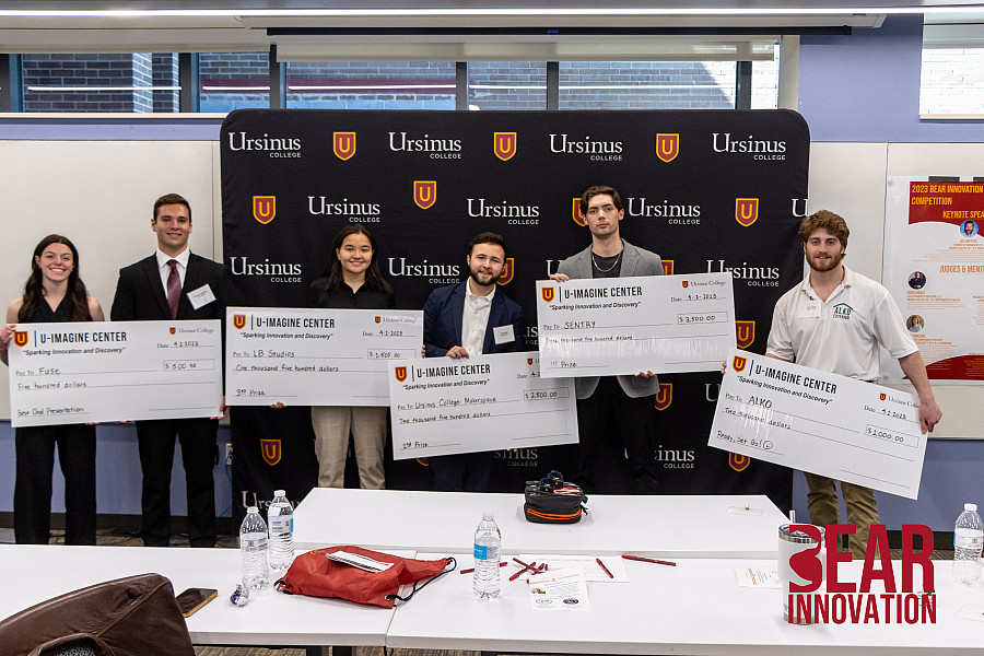 Group of winners at the BEAR Innovation event in 2024.