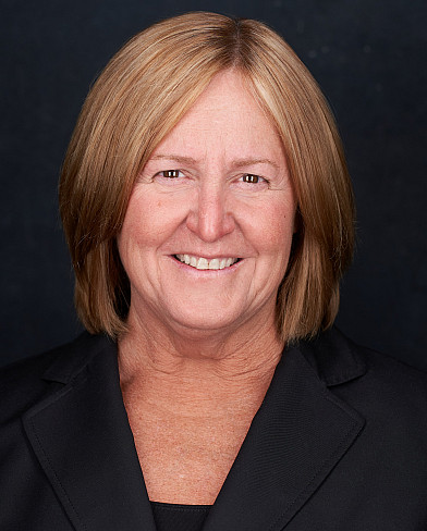 Photo of Maureen Cumpstone, Entrepreneur-in-Residence