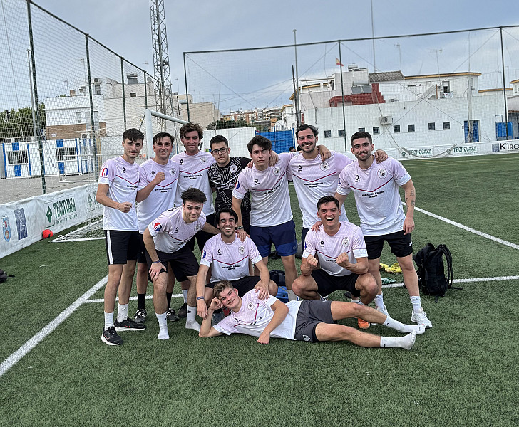Marko Balic '26 joined a local futbol team while studying in Seville and even participated in a local tournament. Meet Marko